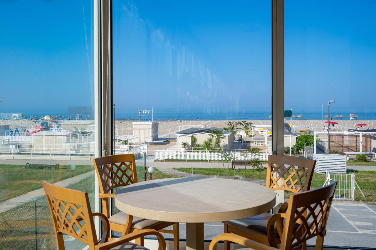 Hotel Astor Rimini Exteriér fotografie