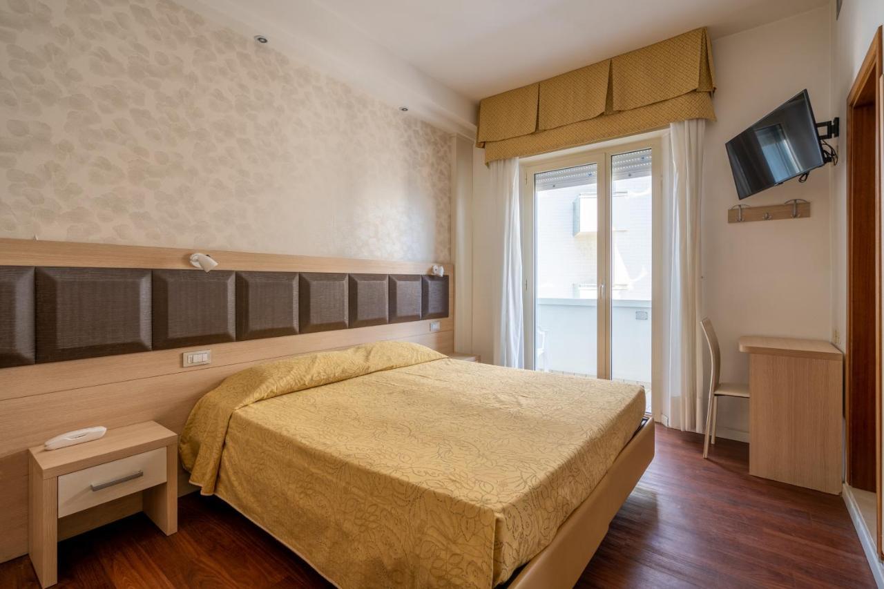 Hotel Astor Rimini Exteriér fotografie