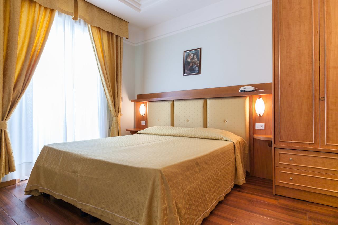 Hotel Astor Rimini Exteriér fotografie